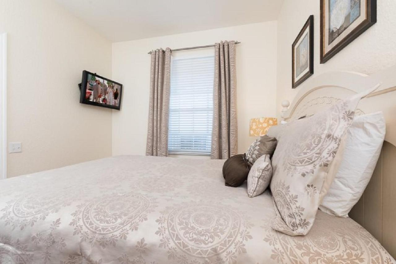 Luxurious Condo - Just 2 Miles From Disney #404 Орландо Экстерьер фото