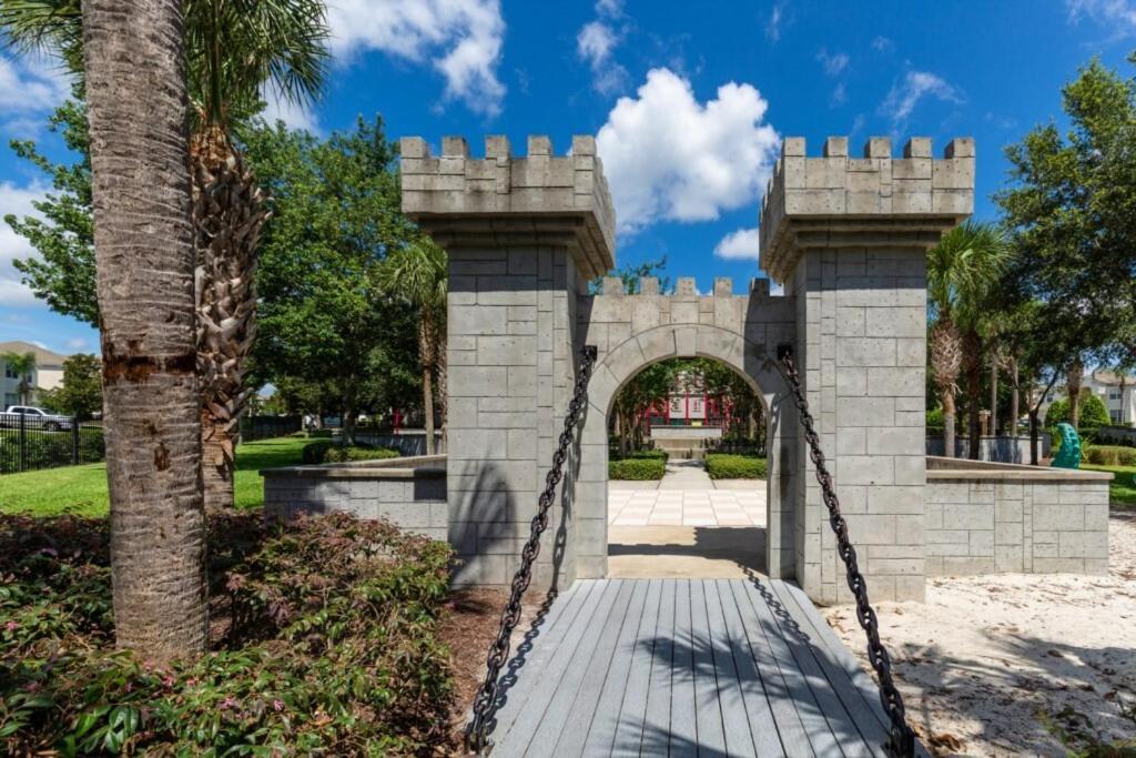 Luxurious Condo - Just 2 Miles From Disney #404 Орландо Экстерьер фото